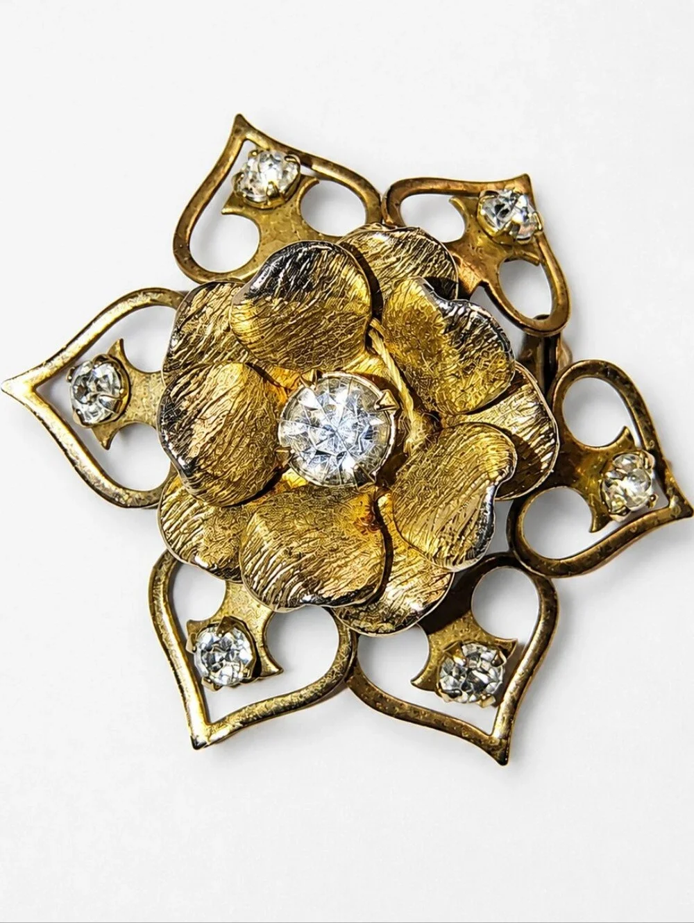 Vintage Gold Tone Flower Heart‎ Petal Brooch Adorned with Rhinestones